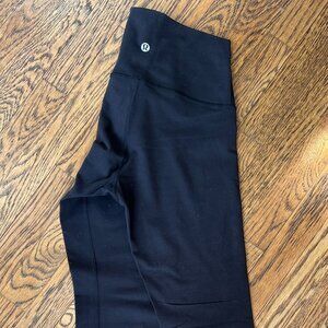 EUC LULULEMON wunder train HR 23, size 4